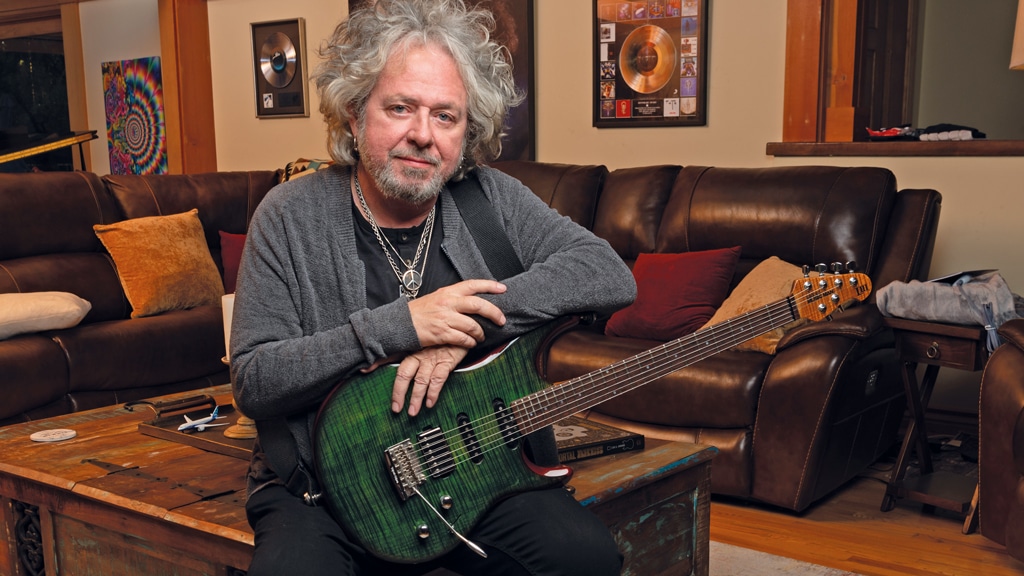 Happiest man in showbusiness: Steve Lukather im Interview | GITARRE & BASS