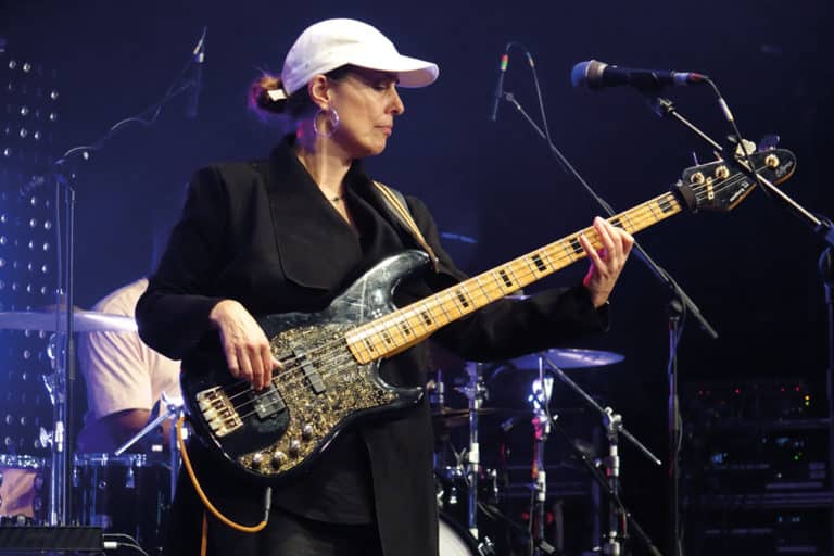 Bassprinzessin Ida Nielsen im Interview GITARRE & BASS