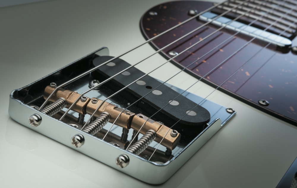 Starke Good Tone Singlecoil Pickups und T-Tune Bridge