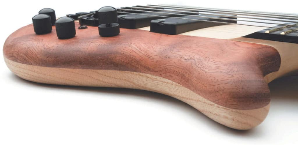 warwick_thumb_6string_broadneck_1