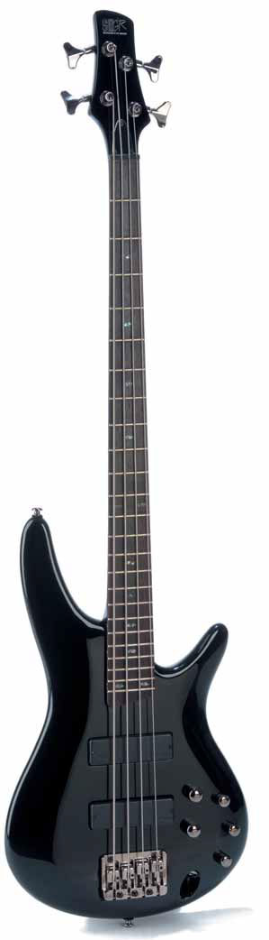 Schwarzer E-Bass von Ibanez, stehend