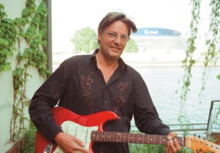 Lutz Heidlindemann der Guitar Doc