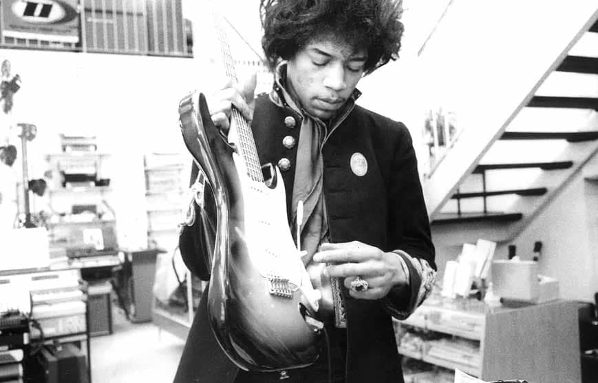 Jimi Hendrix mit strat