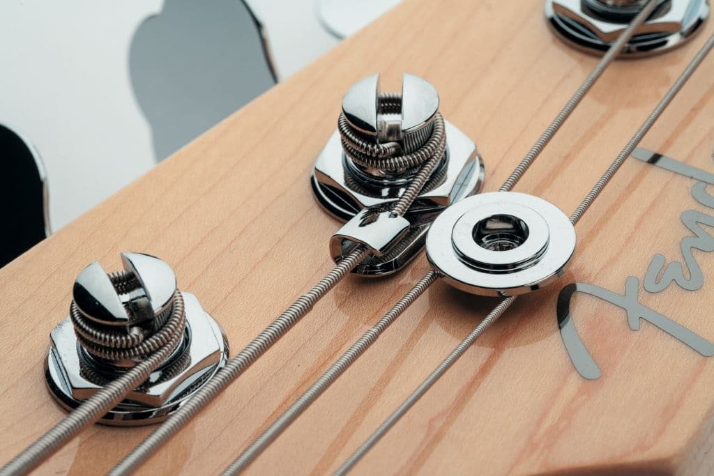 Fender American Deluxe Dimension Bass IV HH_05