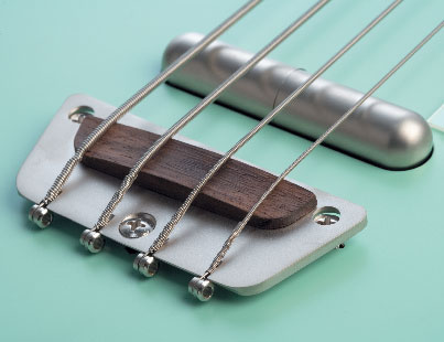 danelectro_56_single_cutaway_bass_1