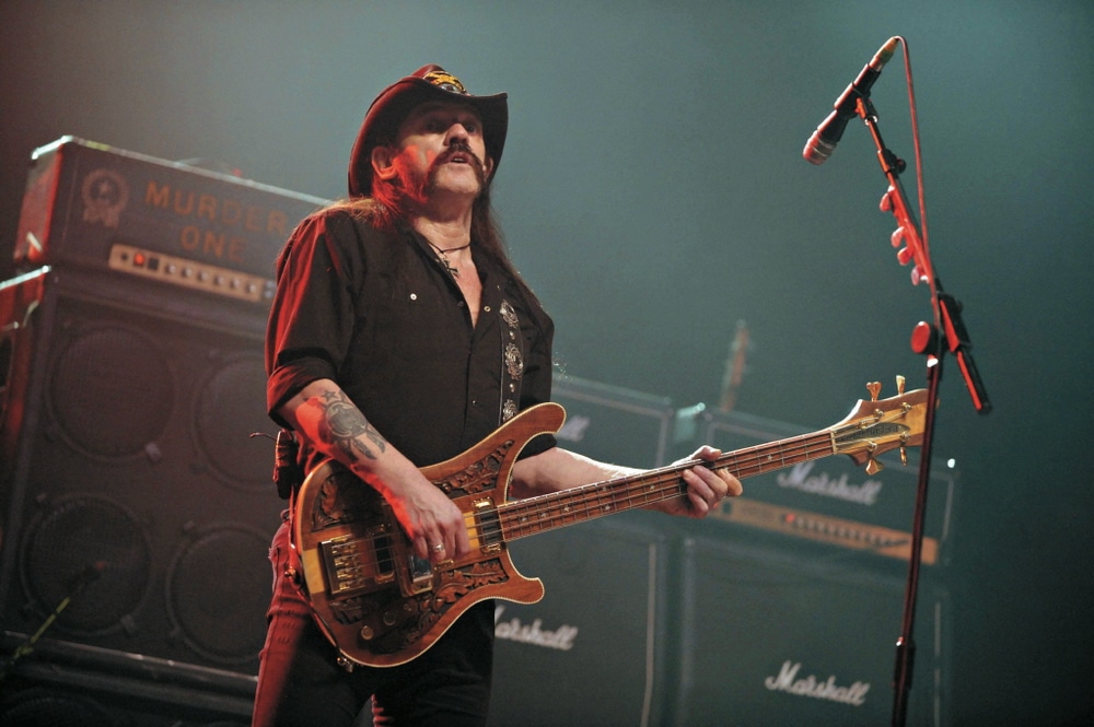 Lemmy auf der Bühne