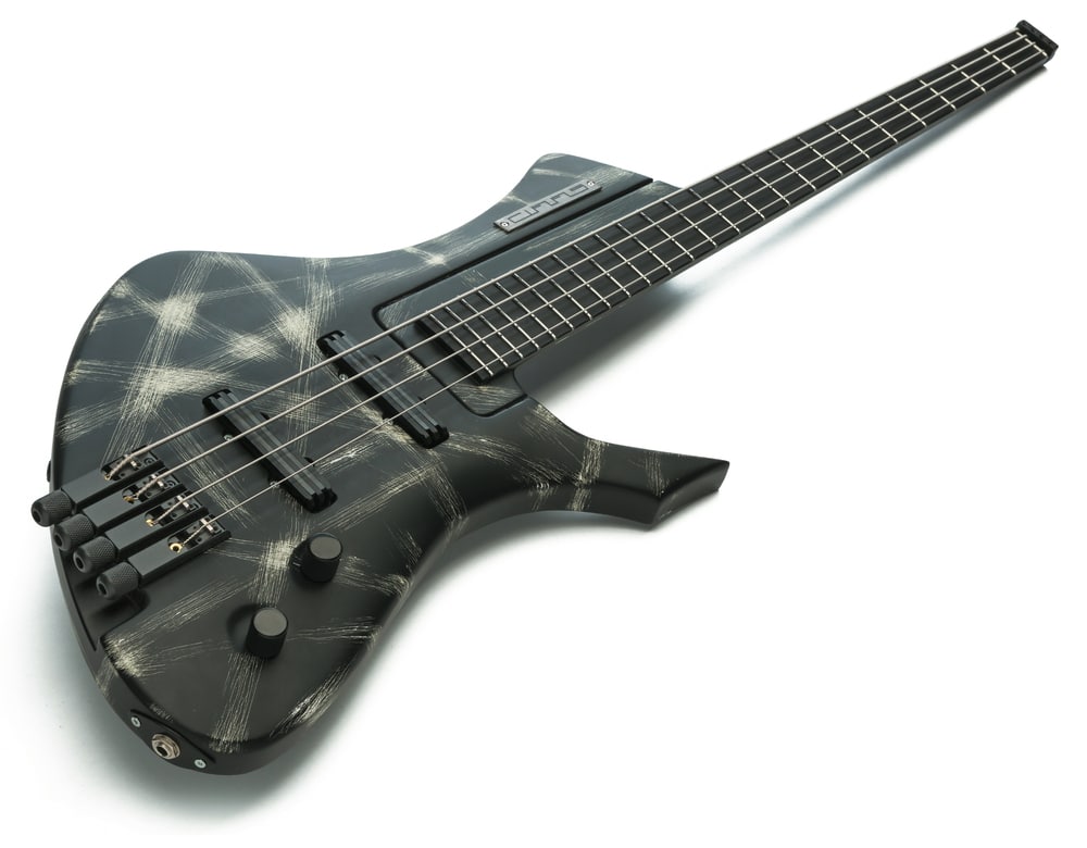 Claas Guitars Leviathan B4_03