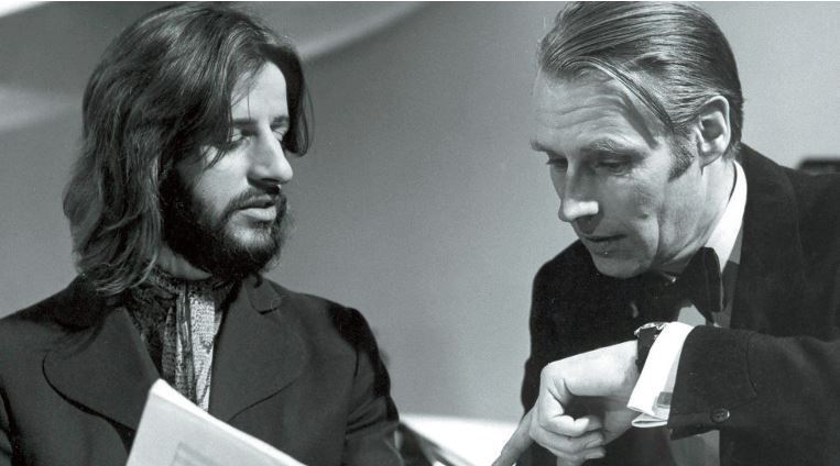 Der legendäre Beatles-Produzent Sir George Martin konnte sogar Schlagzeuger zu Musikern machen.