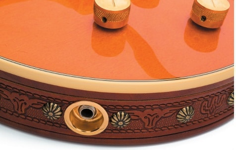 Volles CowboyOrnat, u.a. mit Zargenband aus Leder