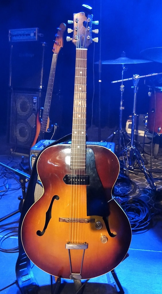 Gibson ES 150