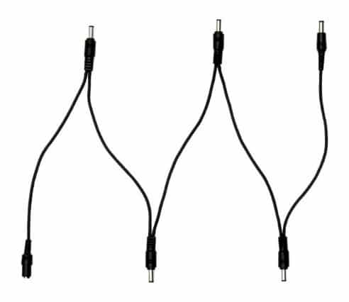 Wenn fünf Pedale an einen Netzteil- Ausgang angeschlossen werden sollen, hilft das Daisy-Chain-Kabel.