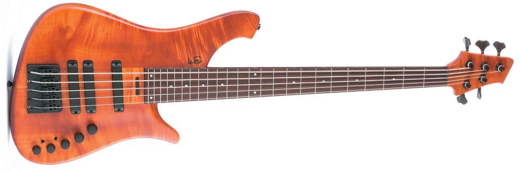 Le Fay Singer 5