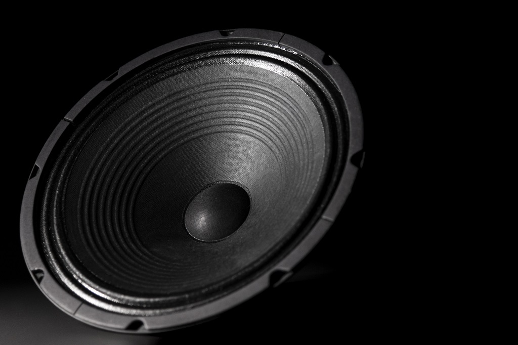 Lautsprecher und Subwoofer an einer Endstufe? Geht das?, Tutorial