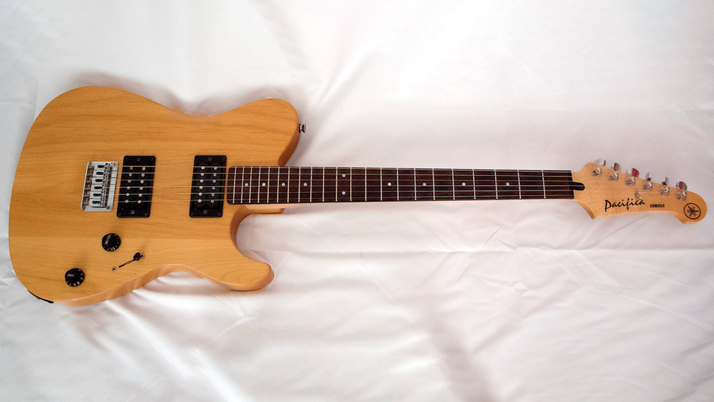 Yamaha pacifica on sale 120sj