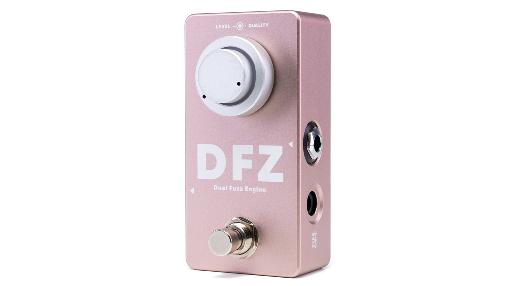 Doppelter Spaß: Darkglass Electronics DFZ Duality Fuzz | GITARRE ...